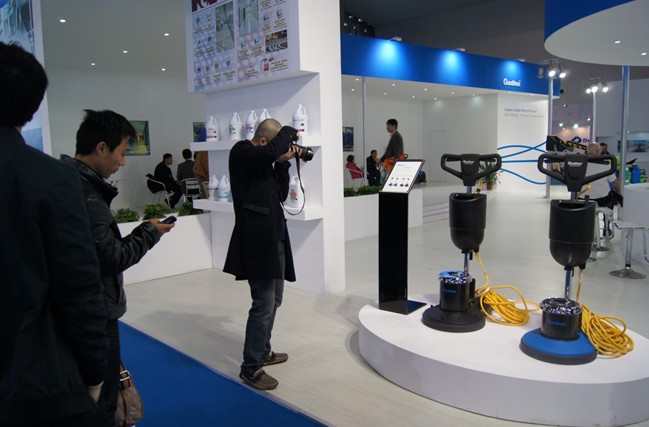 The design of single disc polisher attracts audience